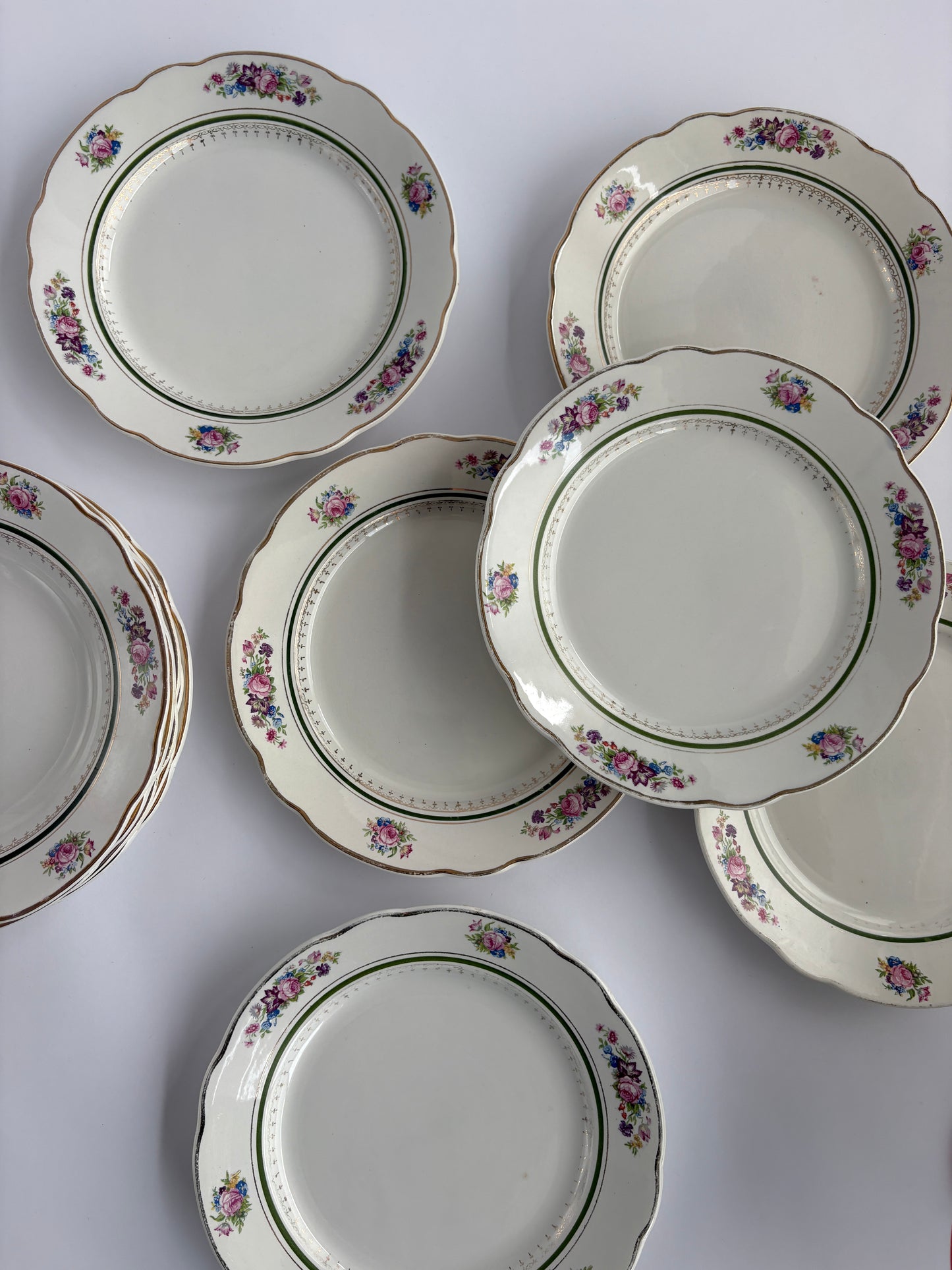 Set of 12 plates
