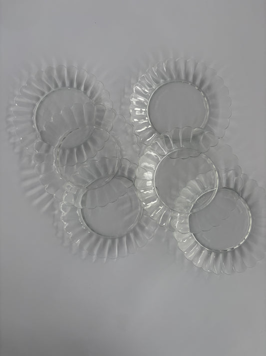 Set of 6 small glass plates