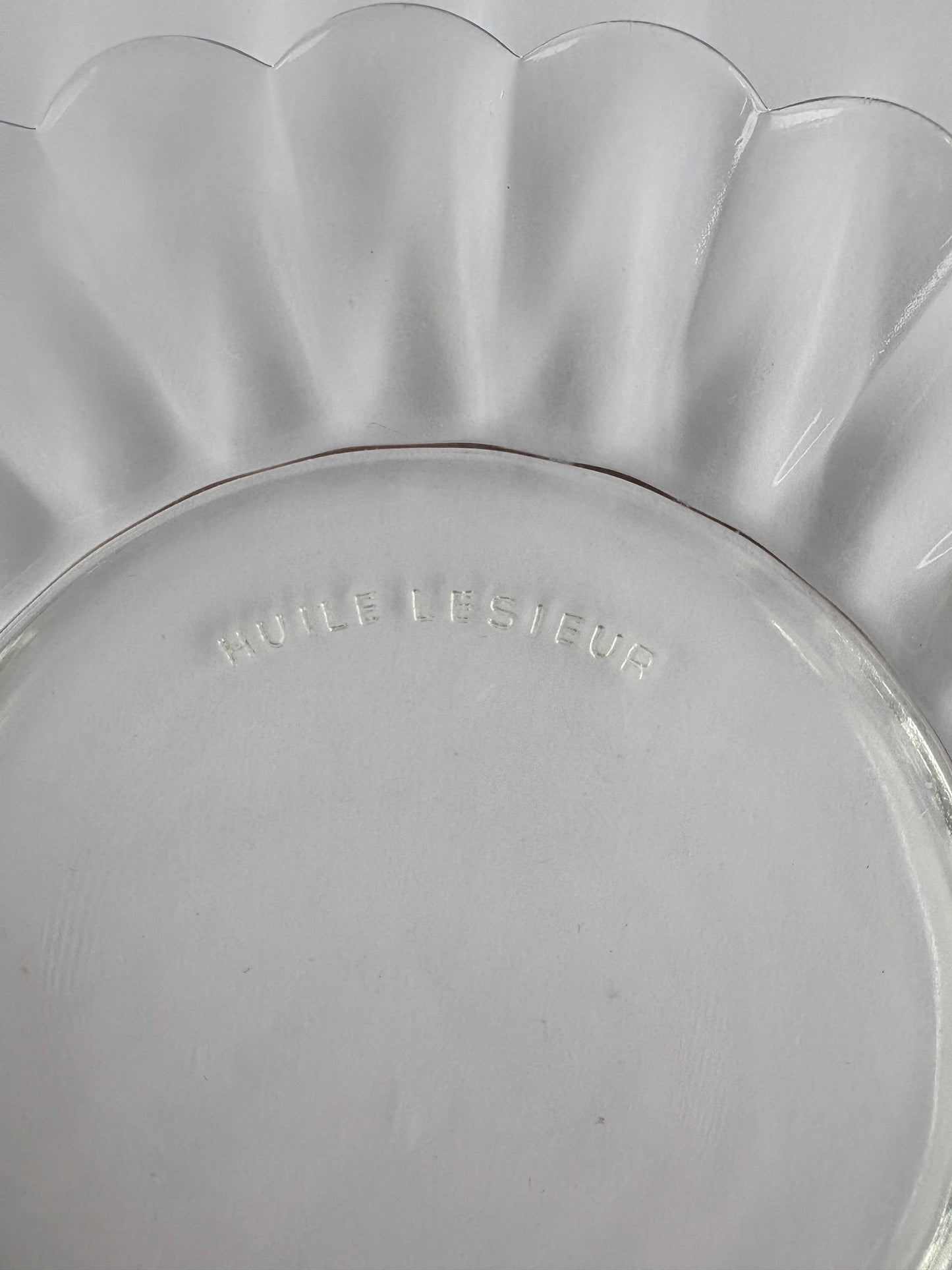 Set of 6 small glass plates