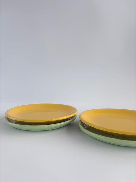 Set of 4 small plates in green and yellow