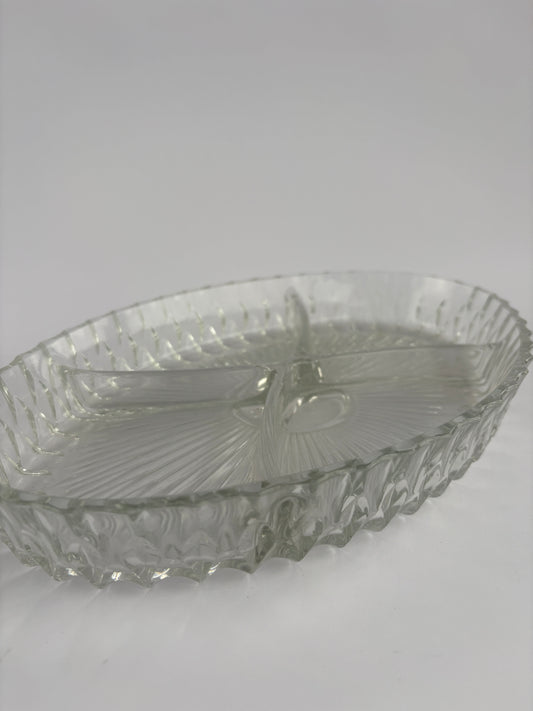 Glass snack plate with 4 compartments