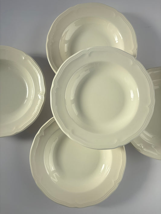 Set of 5 pasta plates