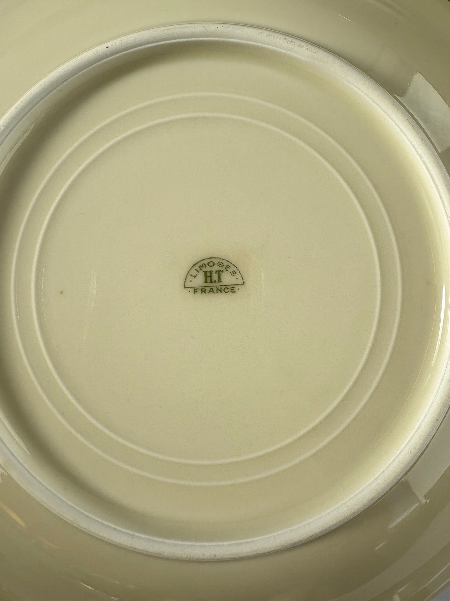 Set of 10 cream plates with double gold rim