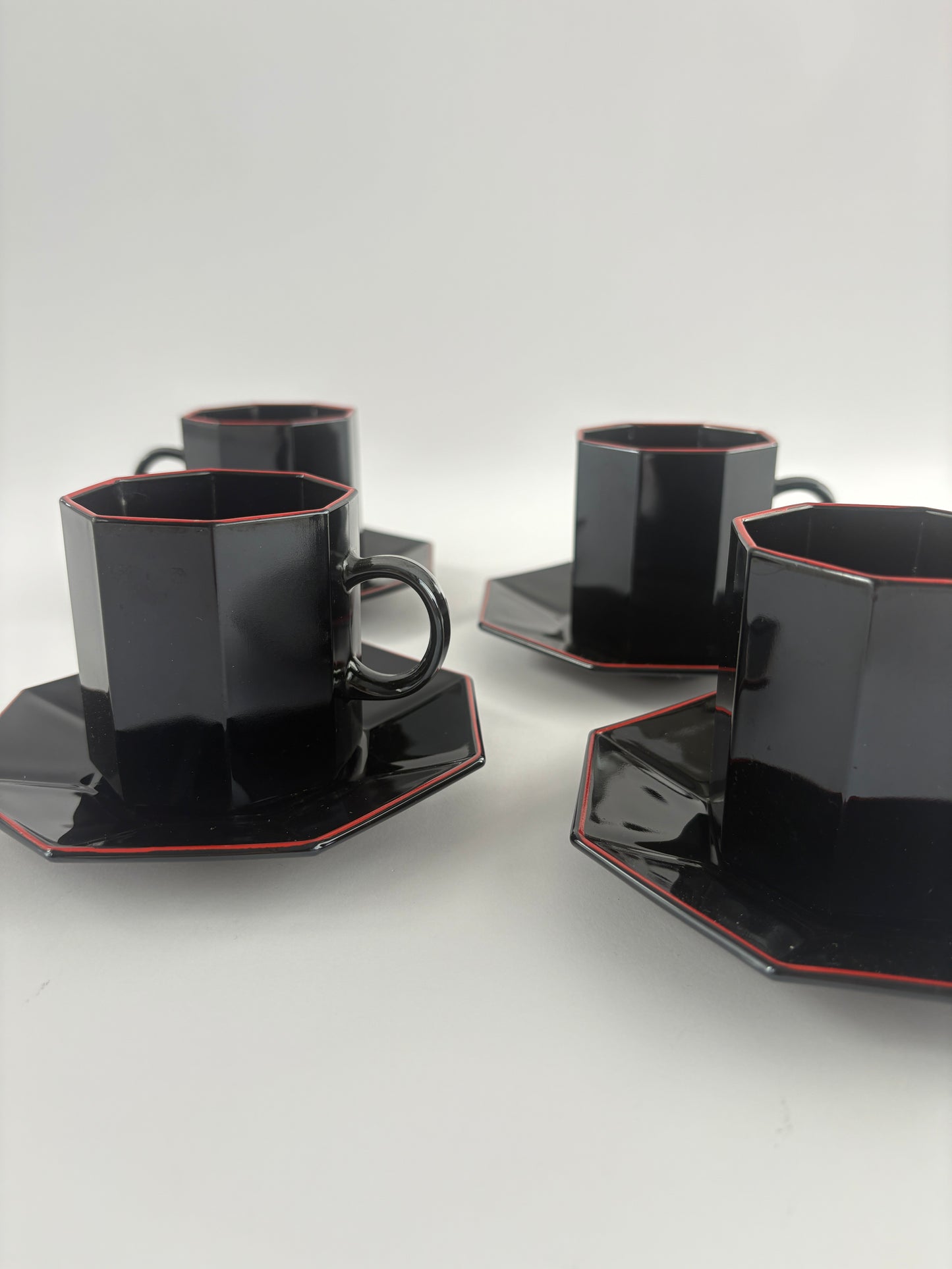 Set of 4 black coffee cups