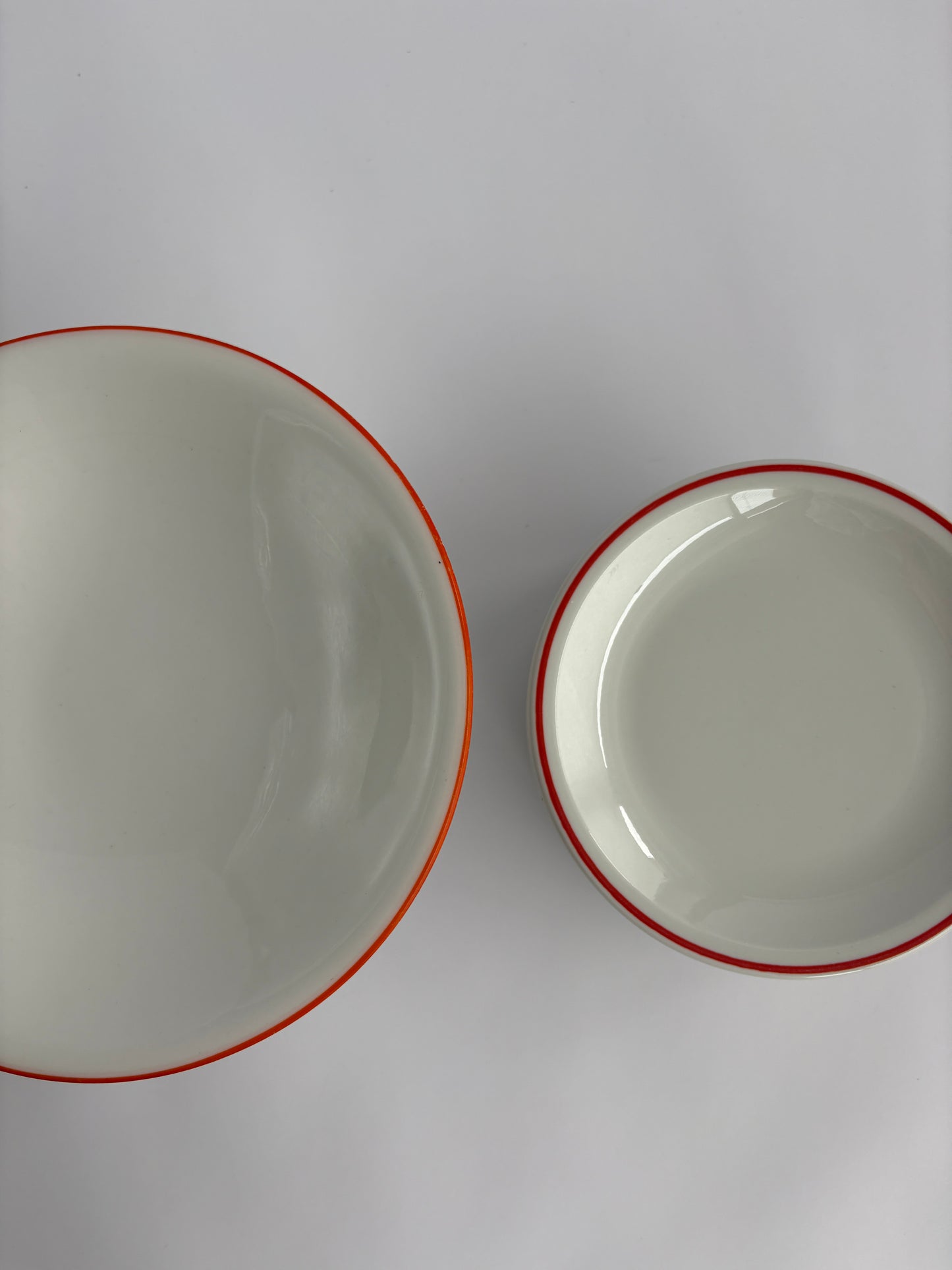Set of 9 dessert plates with pedestal serving bowl