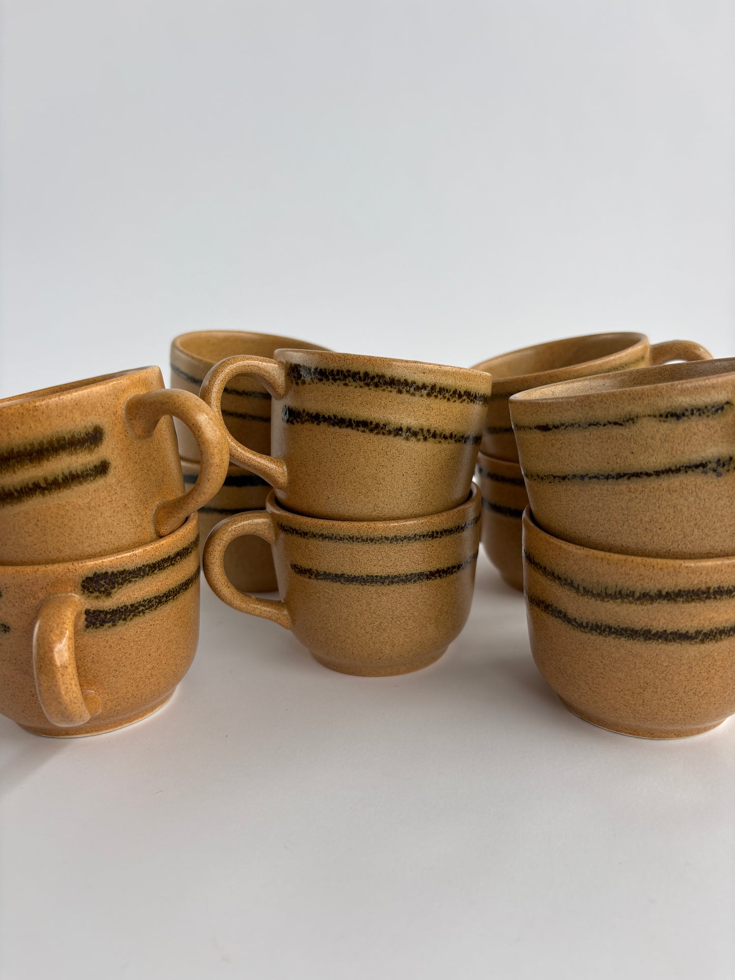Set of 10 coffee cups
