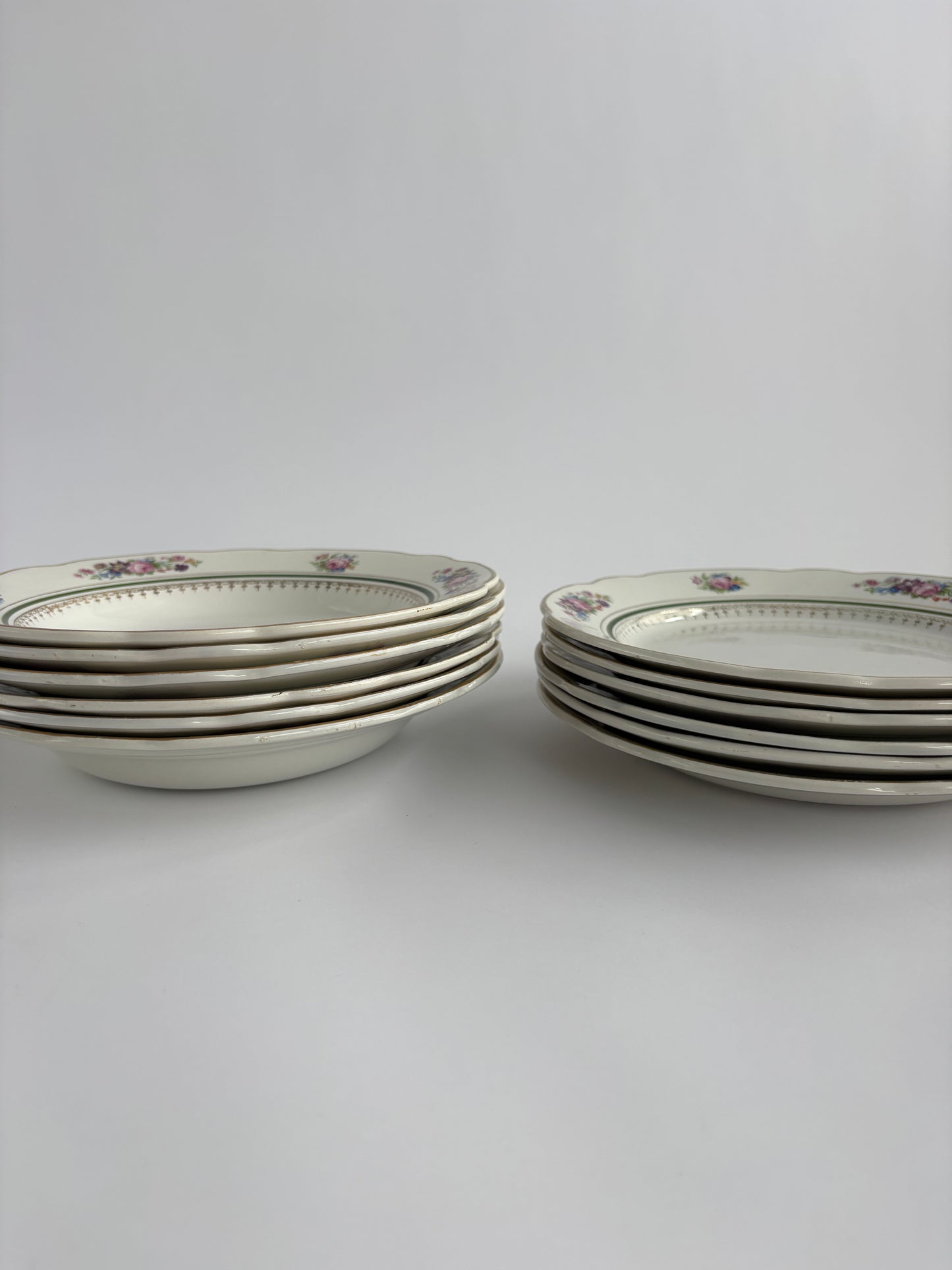 Set of 12 plates
