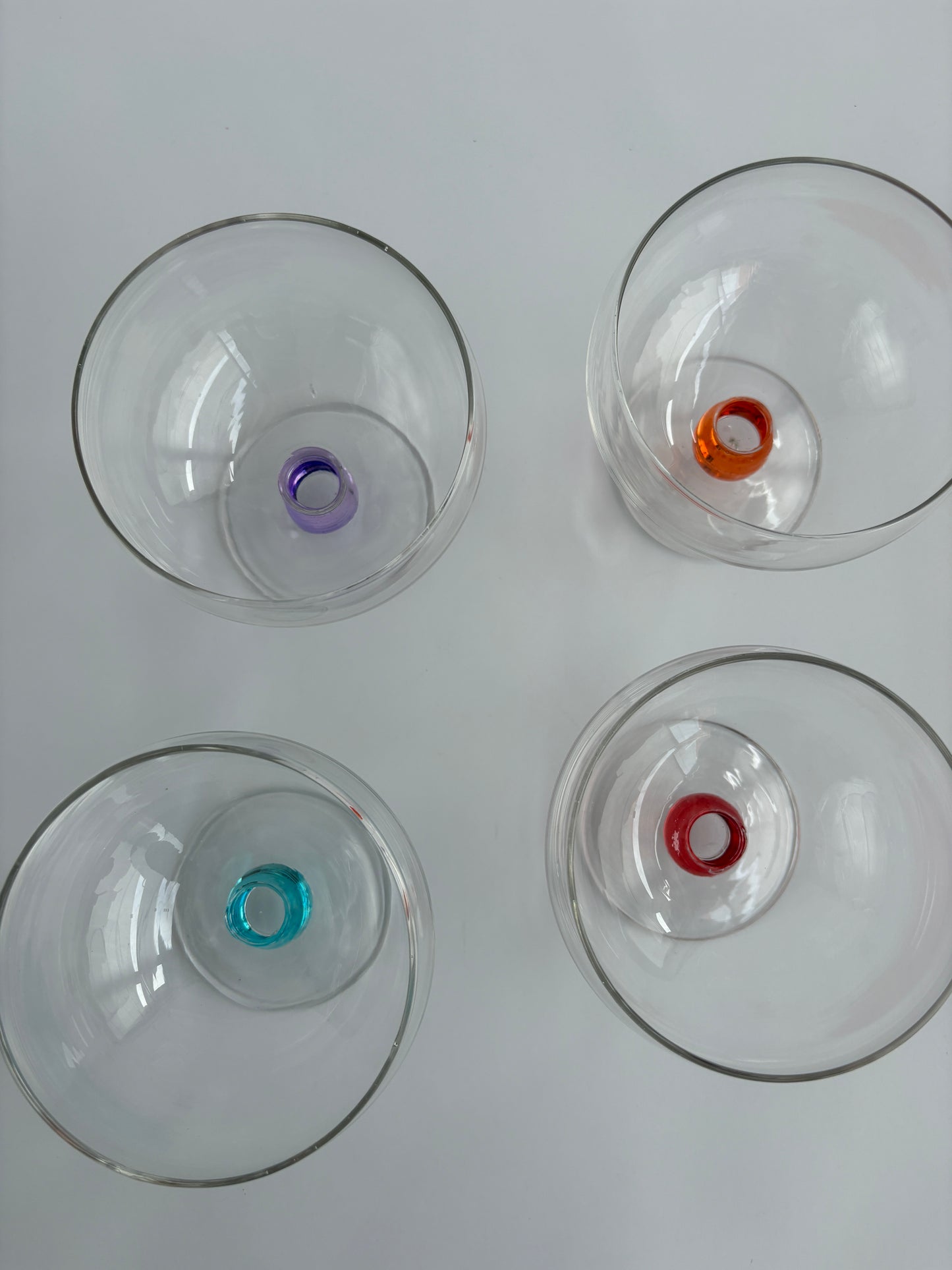 Set of 4 coloured coupe glasses