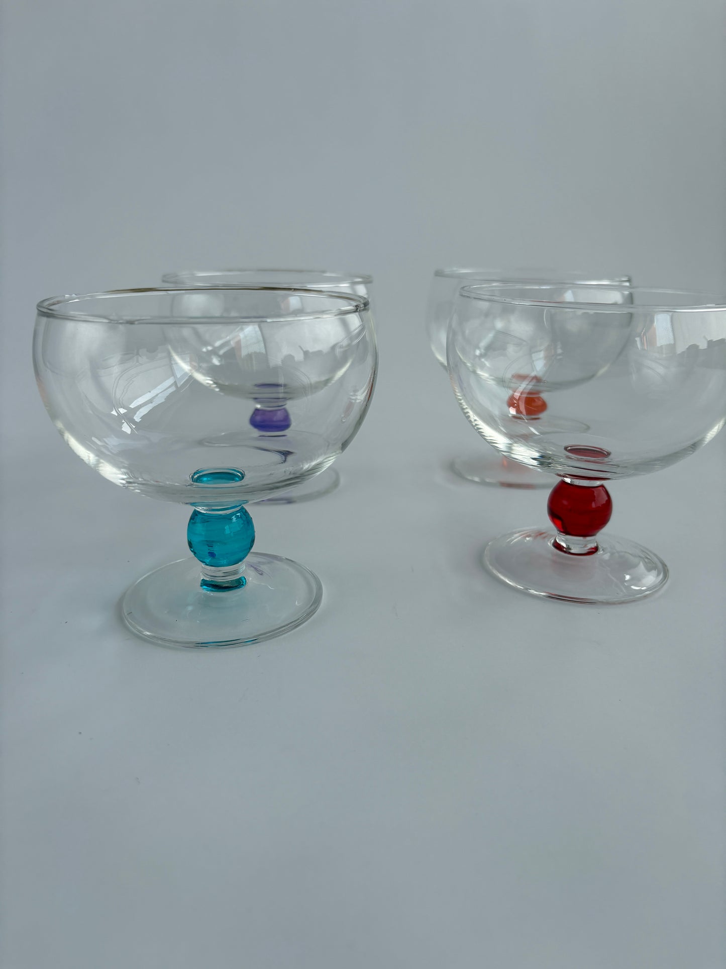 Set of 4 coloured coupe glasses