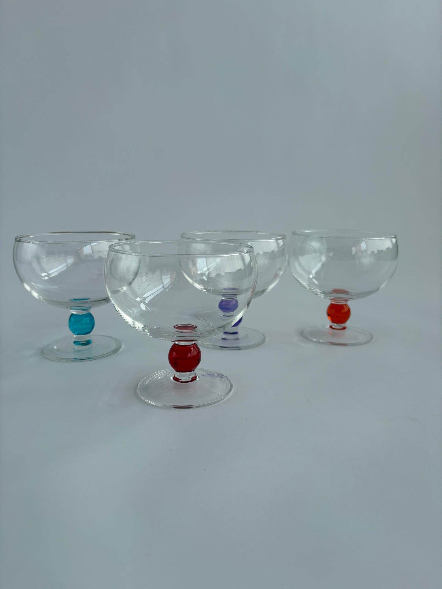 Set of 4 coloured coupe glasses