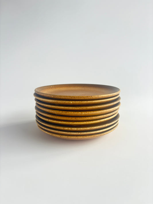 Set of 9 small plates