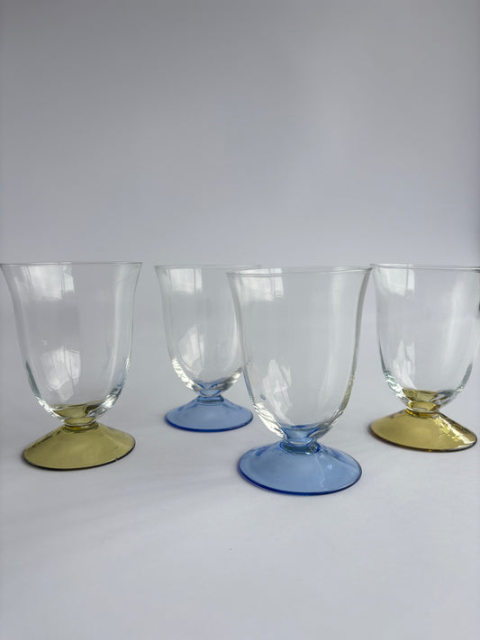 Set of 4 elegant goblets with colored stems