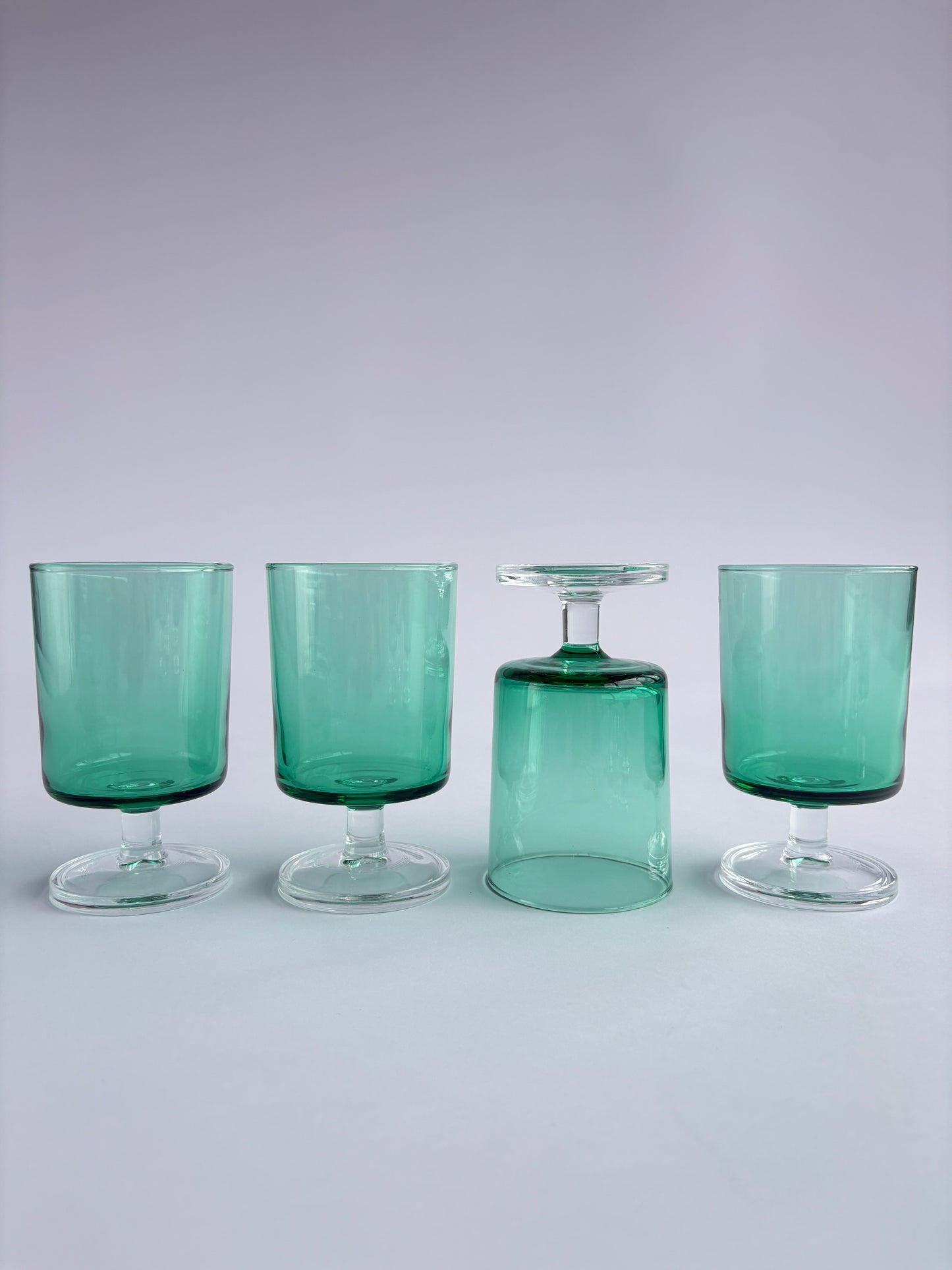 Set of 6 green Luminarc Cavalier wine glasses