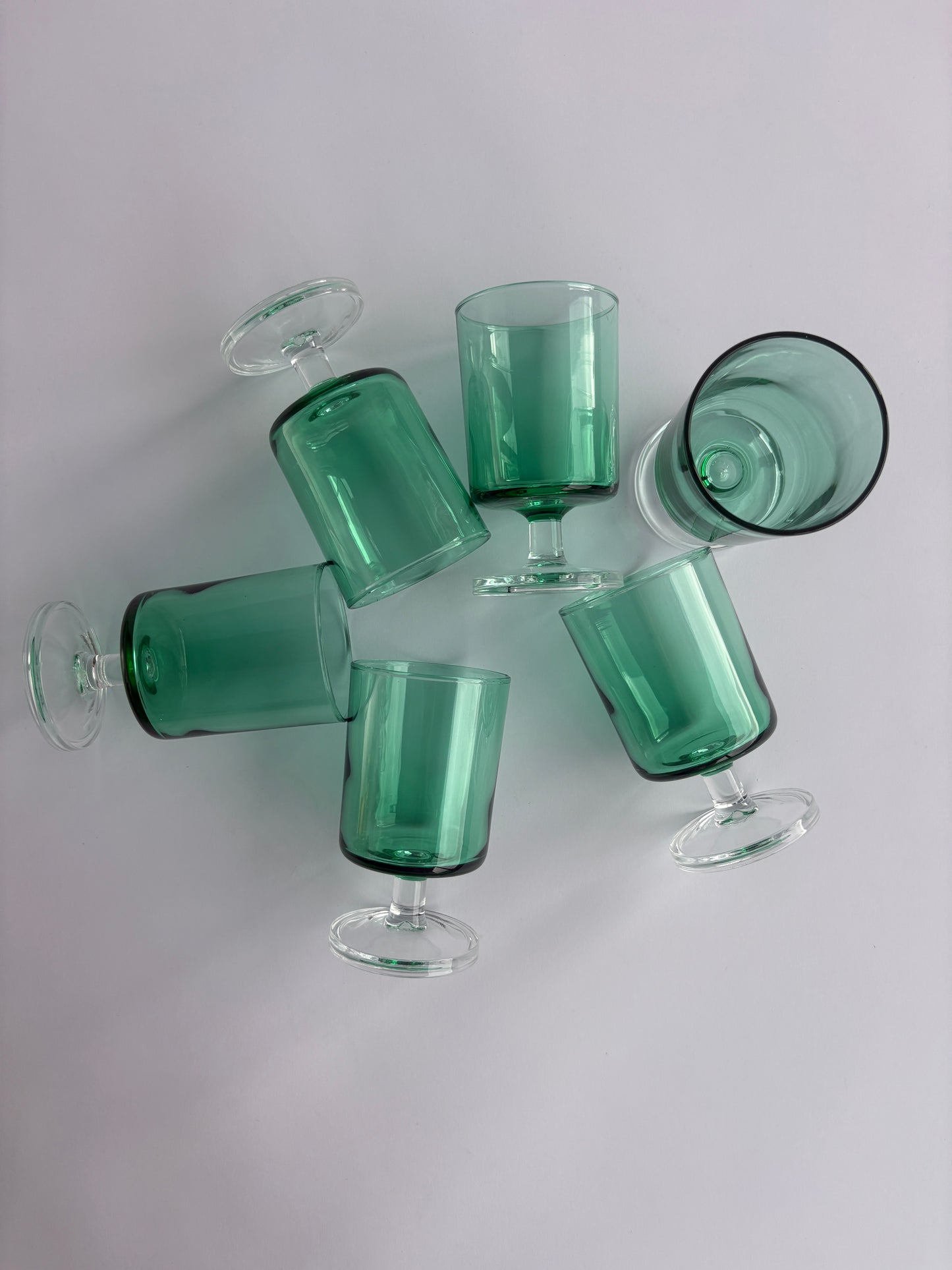 Set of 6 green Luminarc Cavalier wine glasses