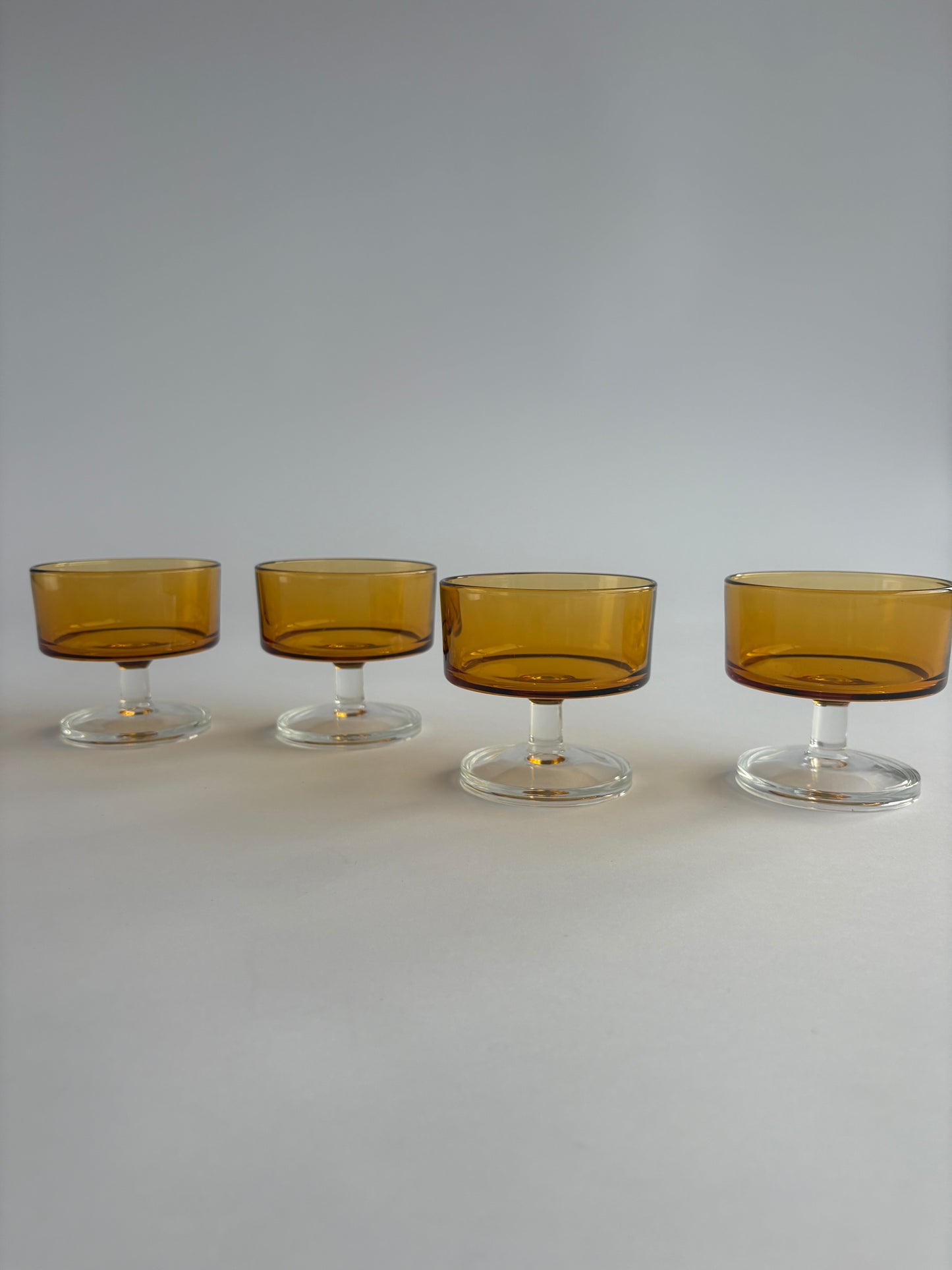 Set of 4 amber coupes