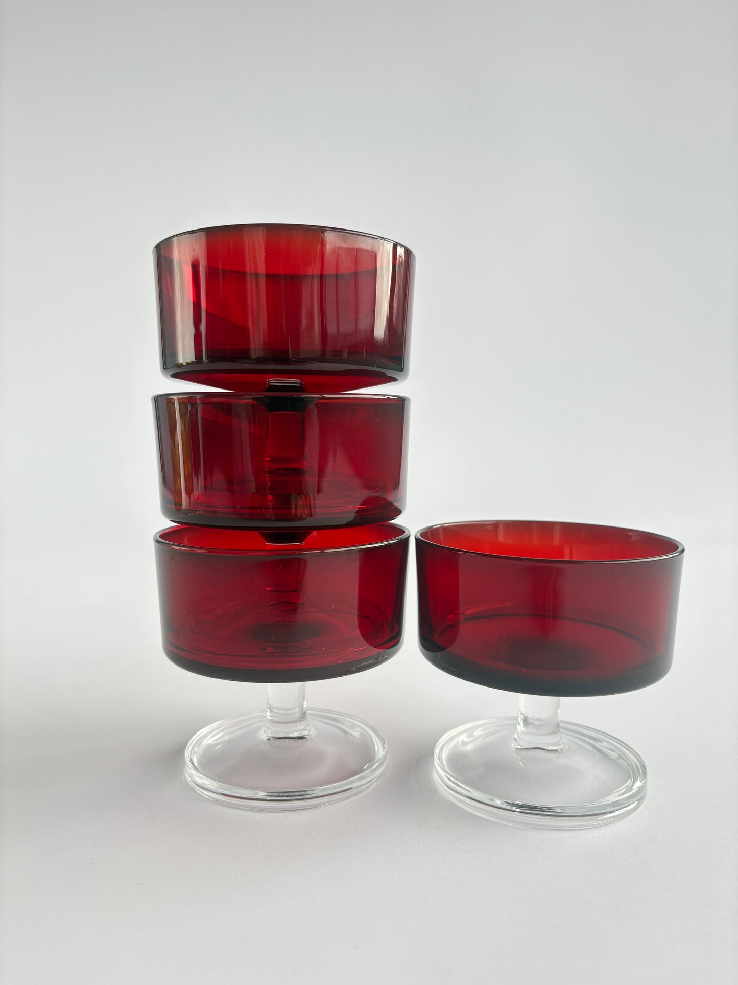 Set of 4 ruby red coupes