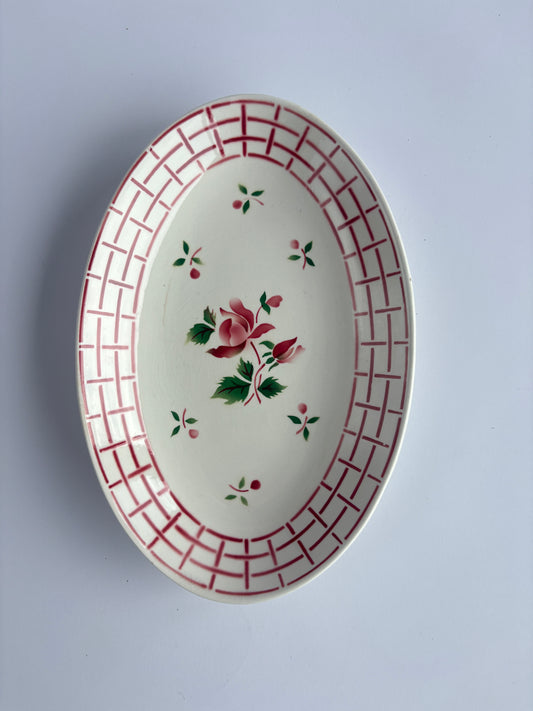 Small romantic serving dish