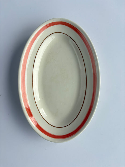 Small serving plate (ravier) with red rim