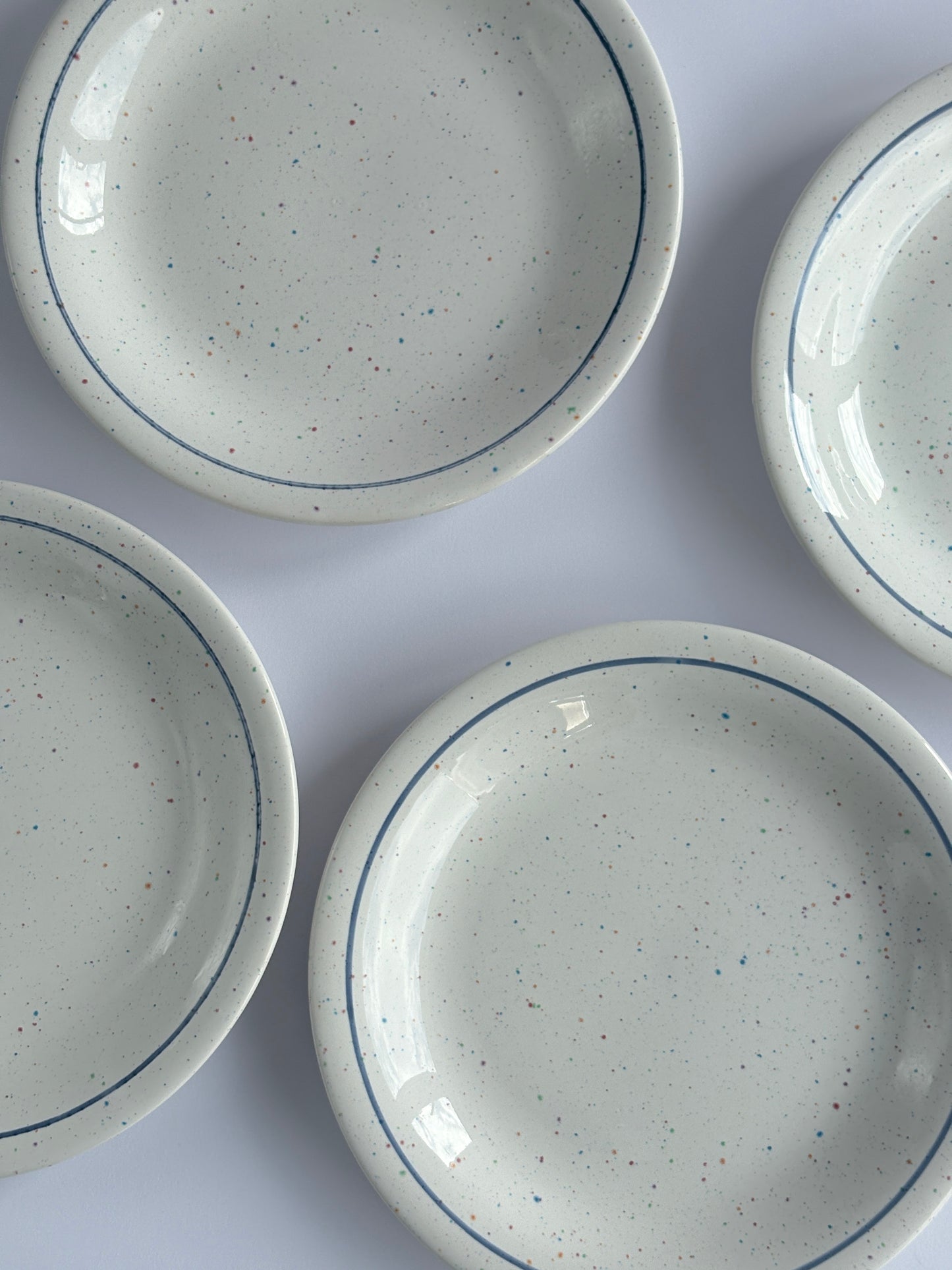 Set of 4 confetti breakfast plates