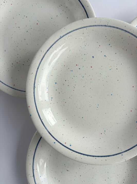 Set of 4 confetti breakfast plates