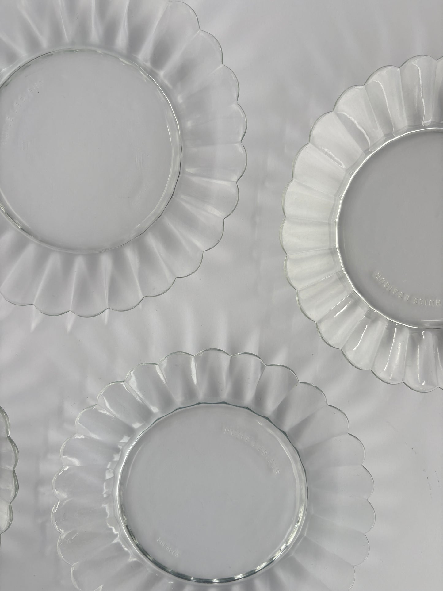 Set of 6 small glass plates