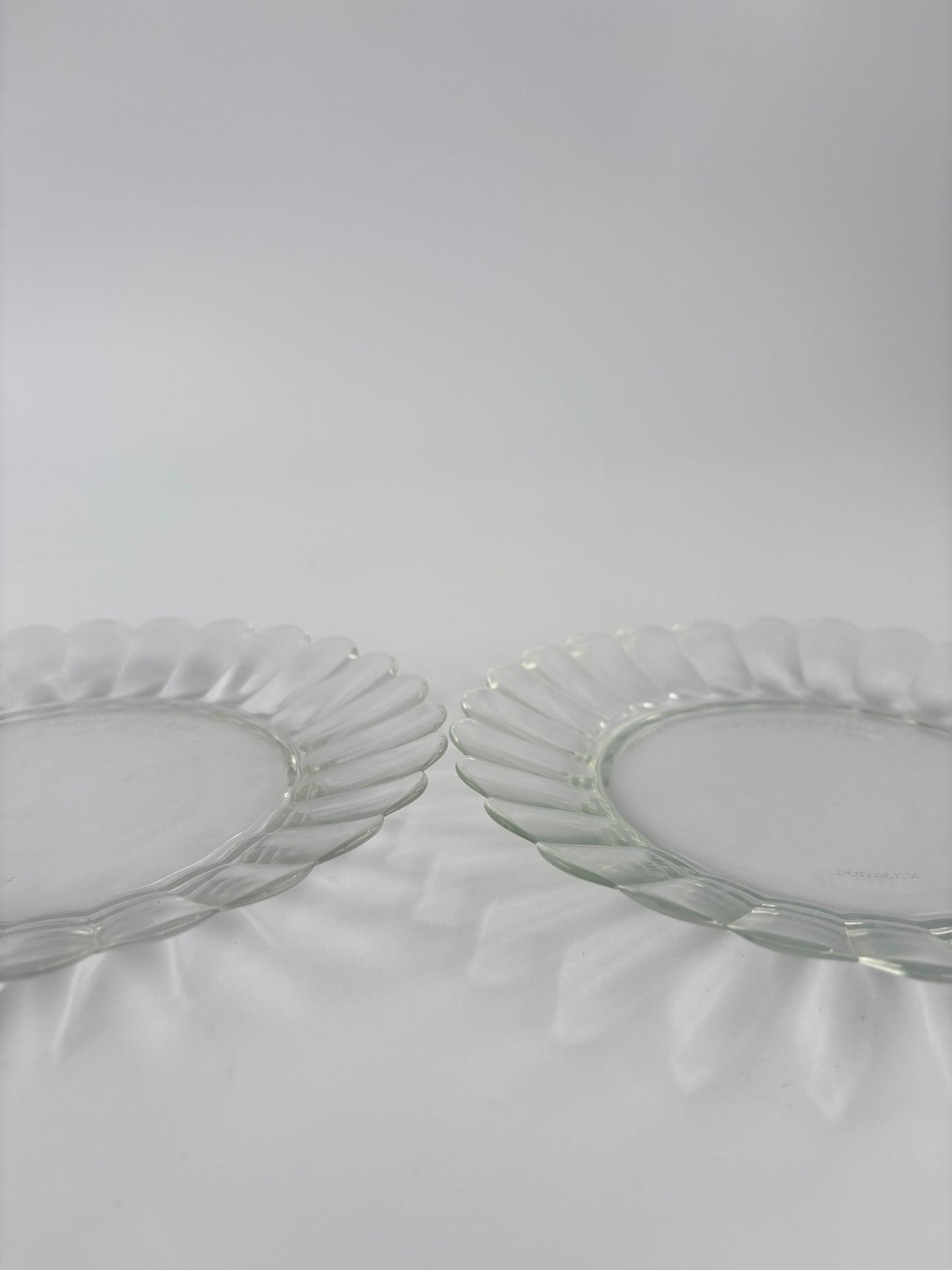 Set of 6 small glass plates