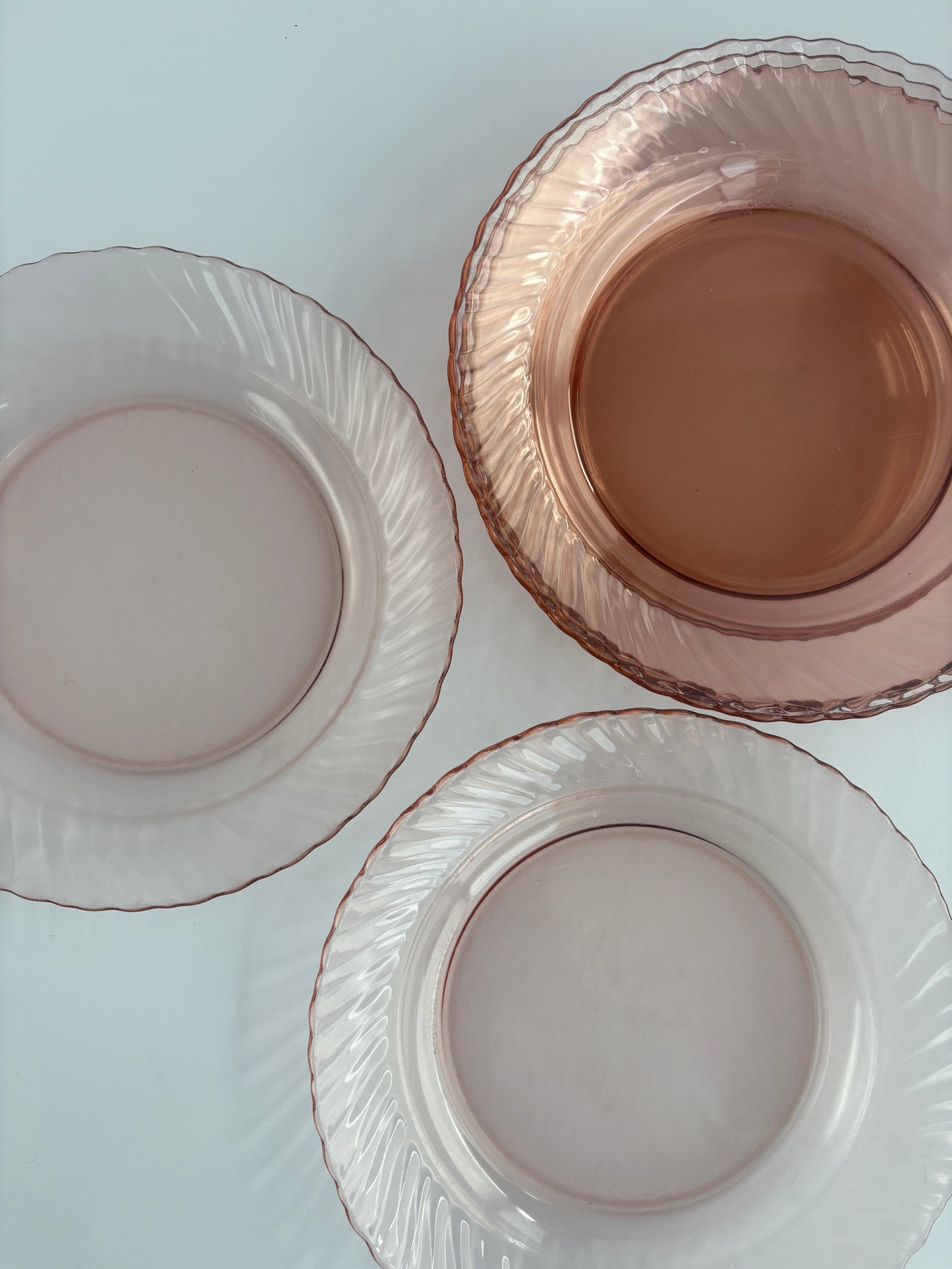 Set of 6 deep pink glass plates