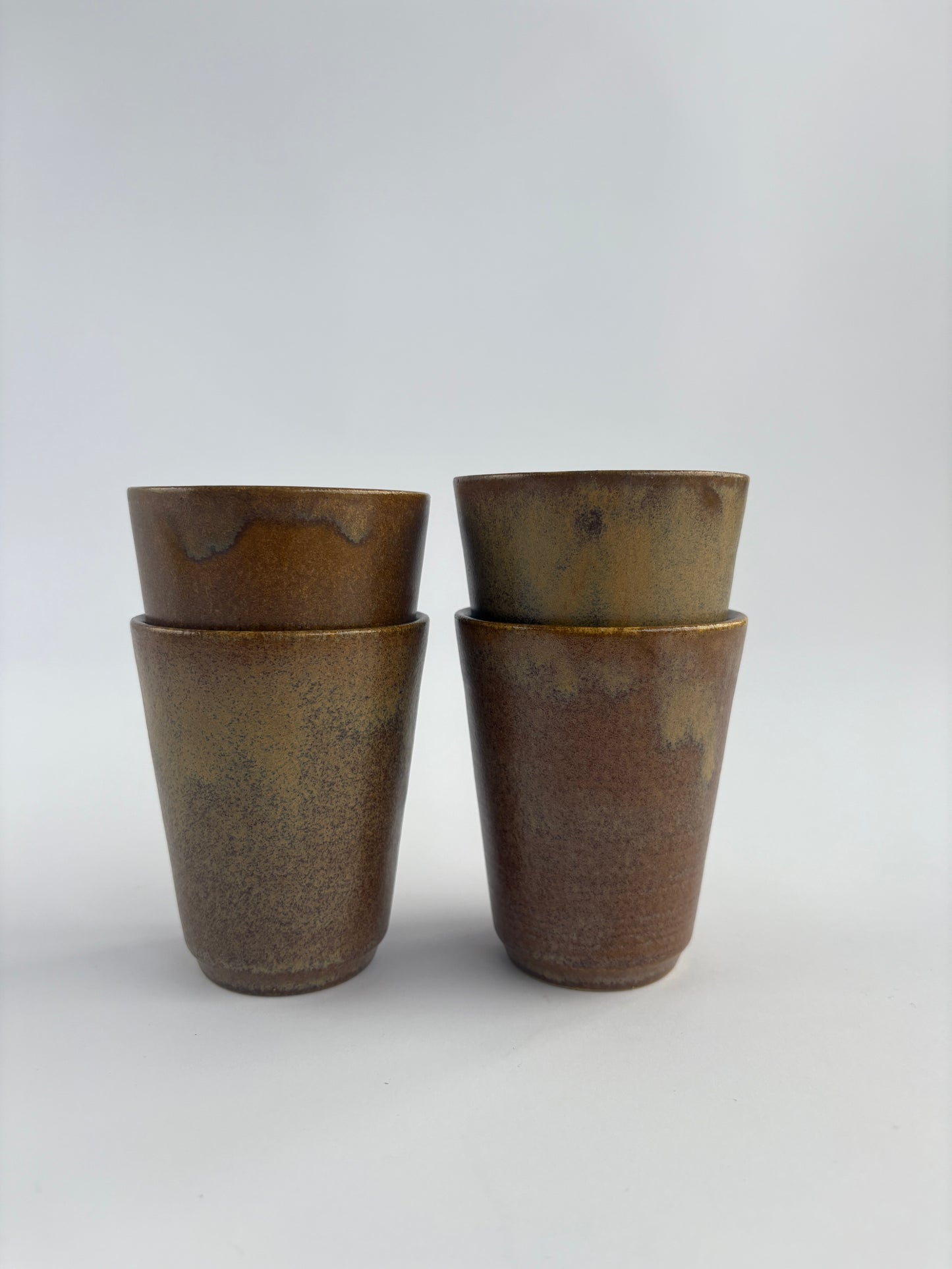 Set of 4 stoneware mugs