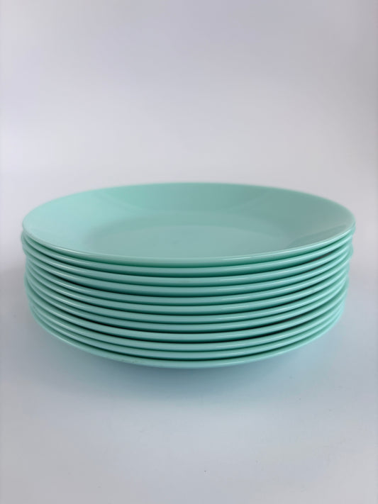 Set of 12 small turquoise plates