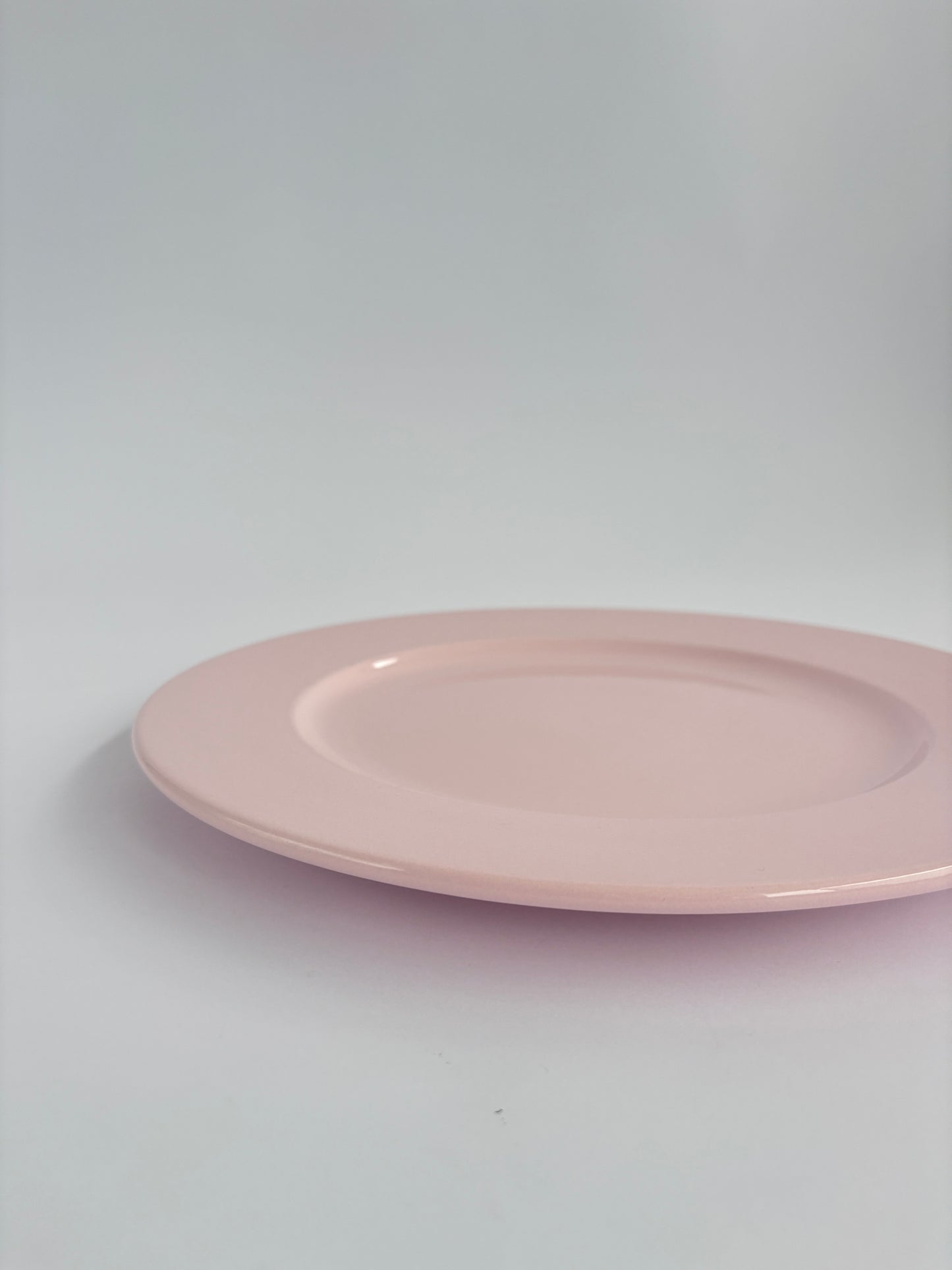 Large baby pink plate