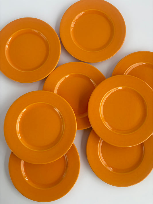 Set of 8 bright orange plates