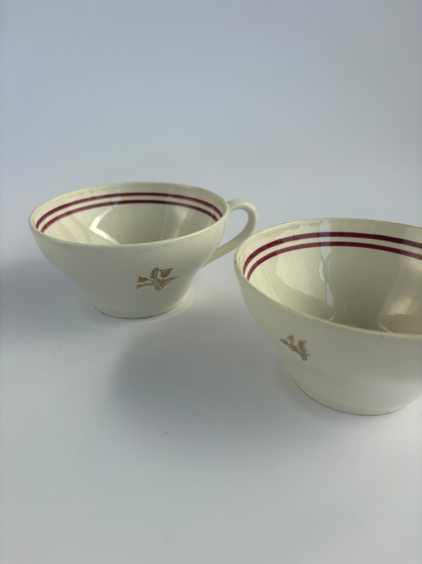 Set of 2 theacups