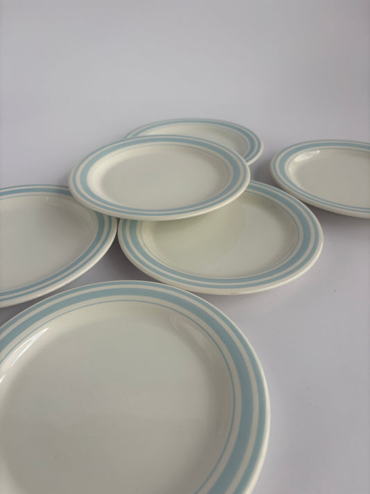 Set of 6 plates