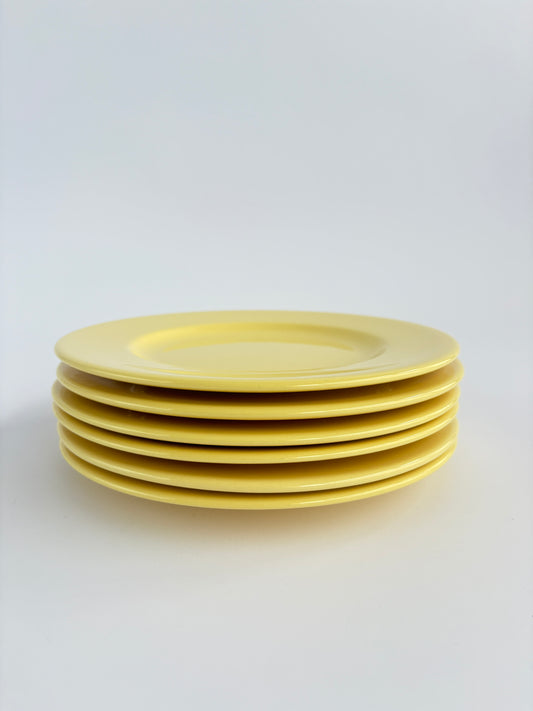 Set of 6 bright yellow plates
