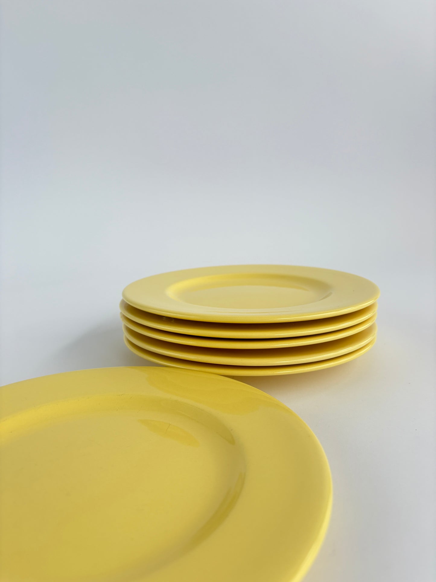 Set of 6 bright yellow plates