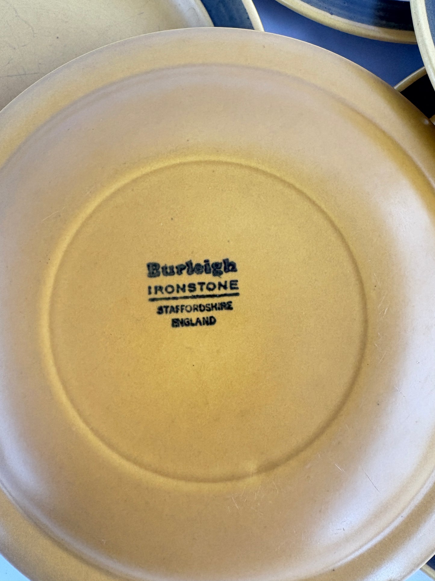 Set of 6 mustard yellow plates