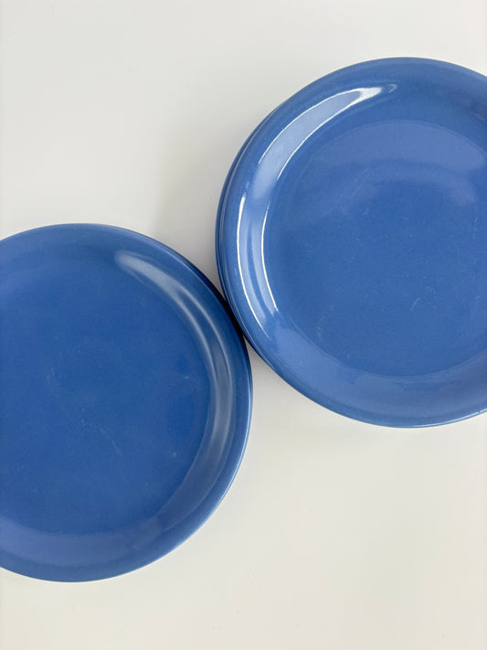 Set of 6 cobalt blue plates