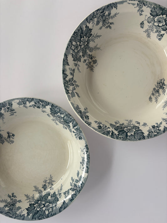 Set of 2 deep bowls