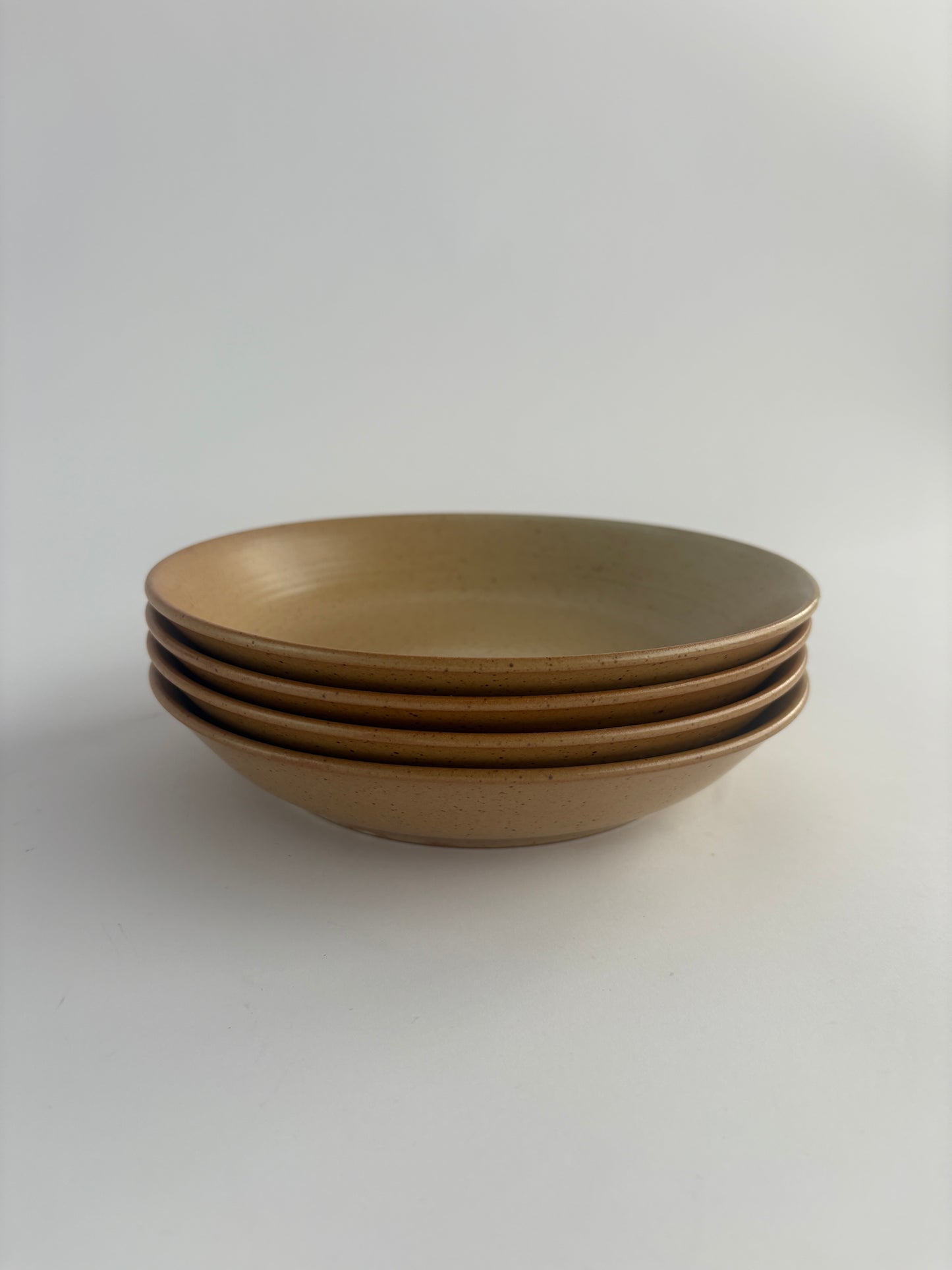 Set of 4 deep plates