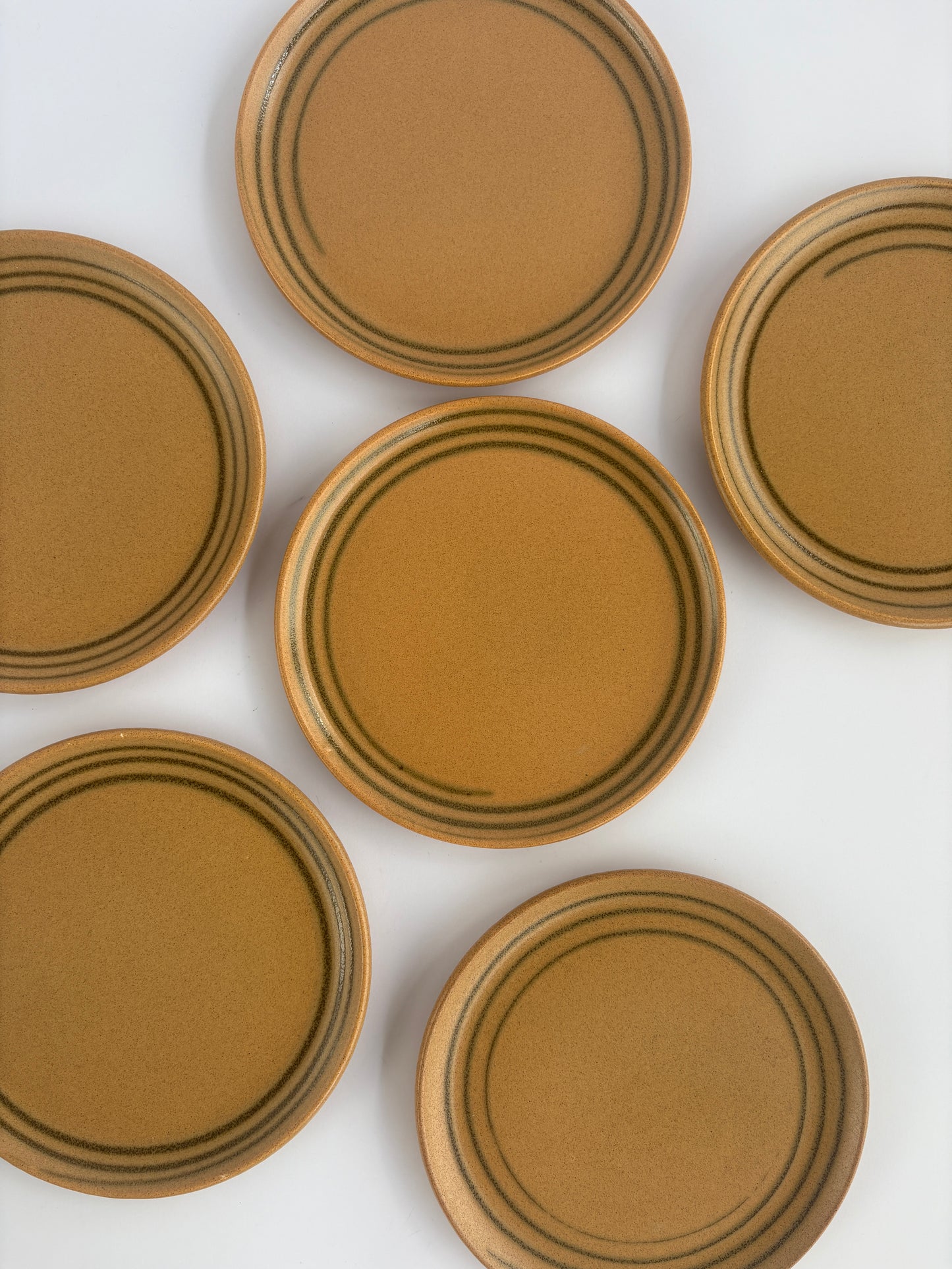 Set of 6 small plates