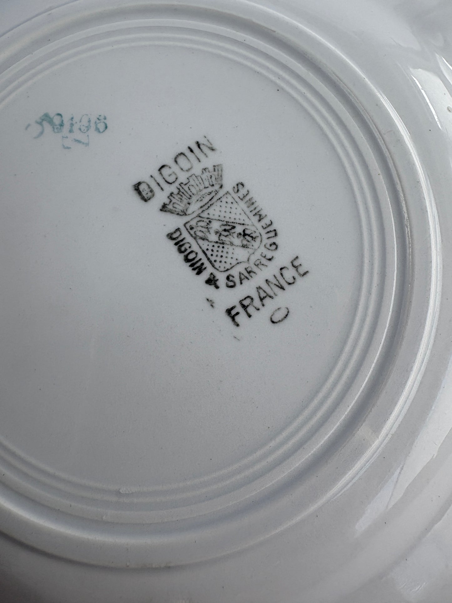 Set of 11 small plates