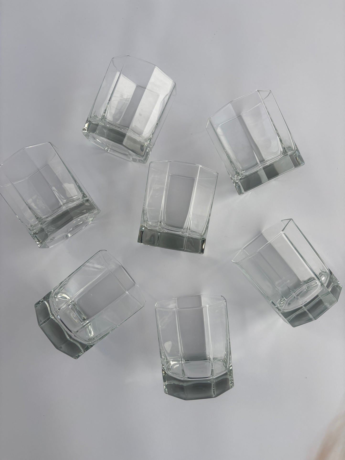 Set of 7 glasses