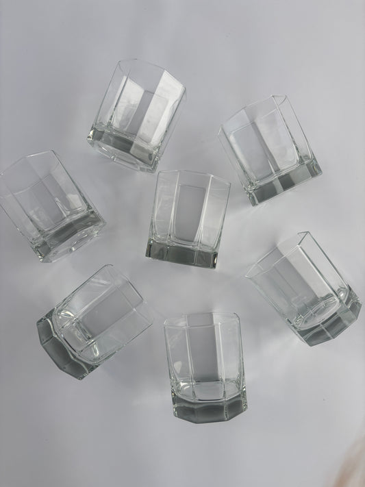 Set of 7 glasses